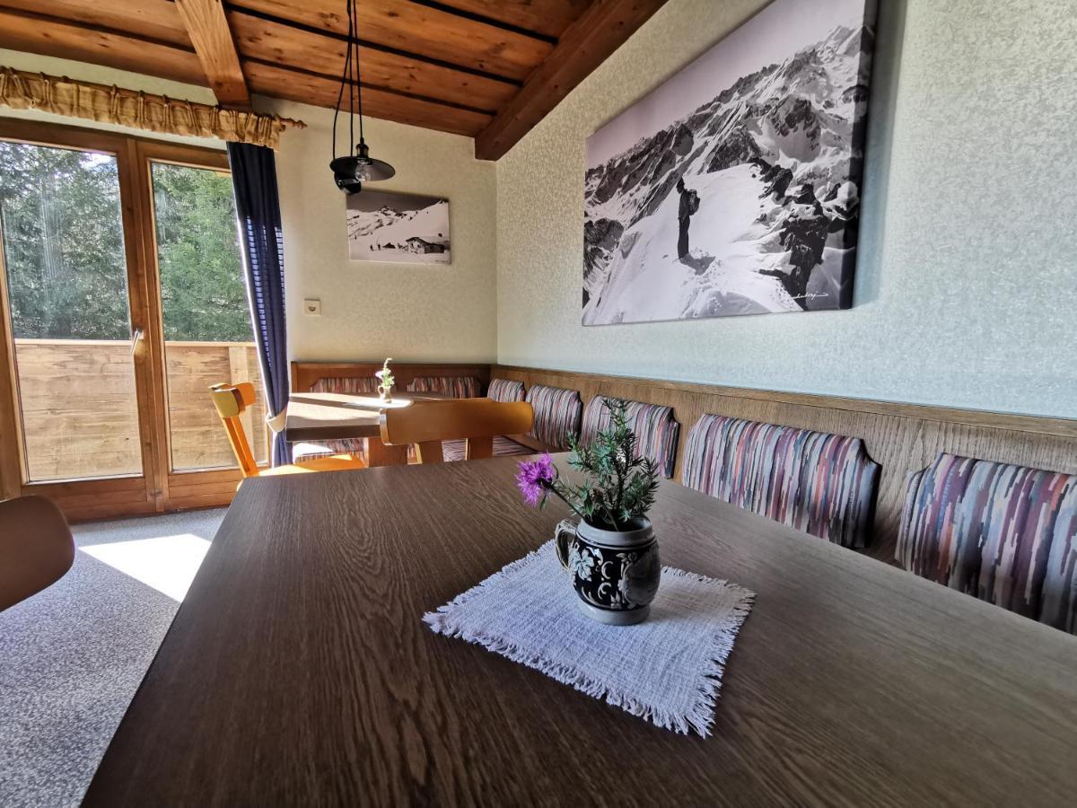 Panorama Apartment Warth  Luaran gambar